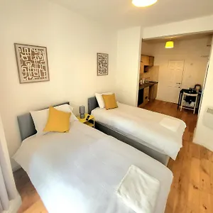 Affittacamere En-suite Double - Leytonstone E11, Londra